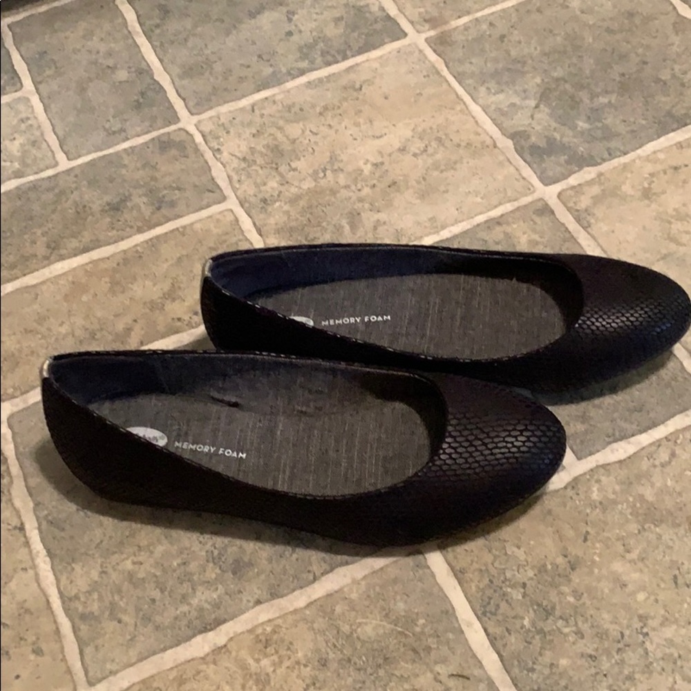 Dr. Scholls Black Flats